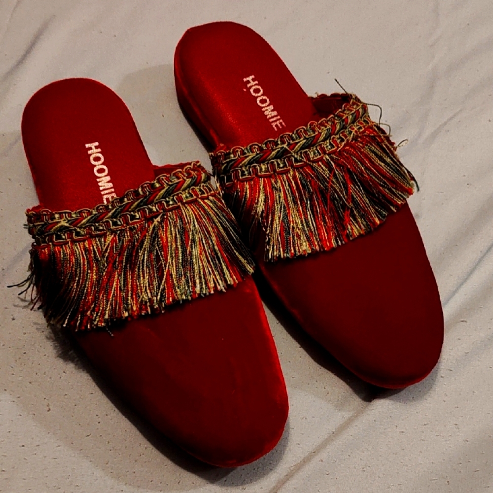 Wolf & Badger Hoomie - Handmade Velvet slippers